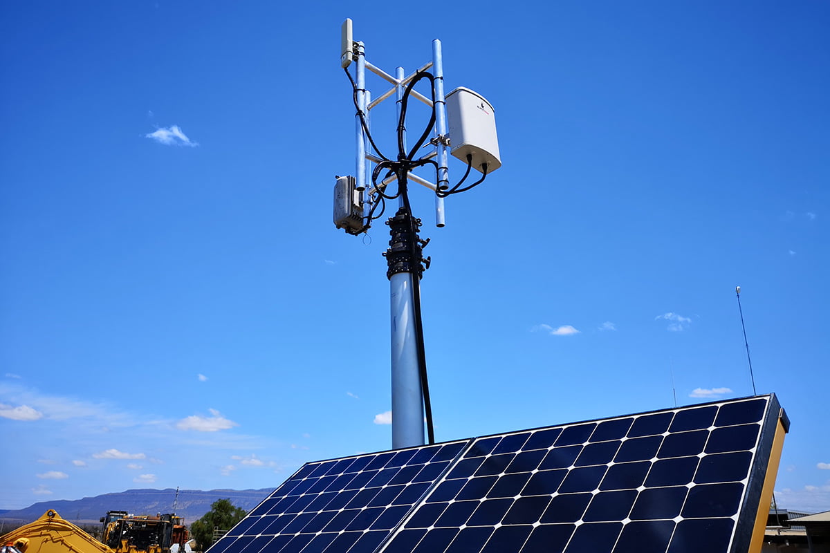Blackhawk 4G MIMO Panel Antenna-03