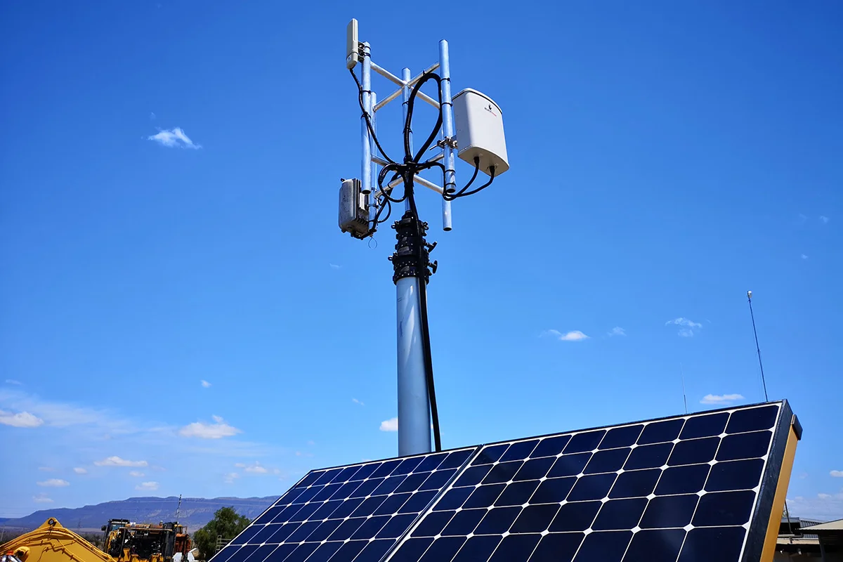 Blackhawk 4G MIMO Panel Antenna-03