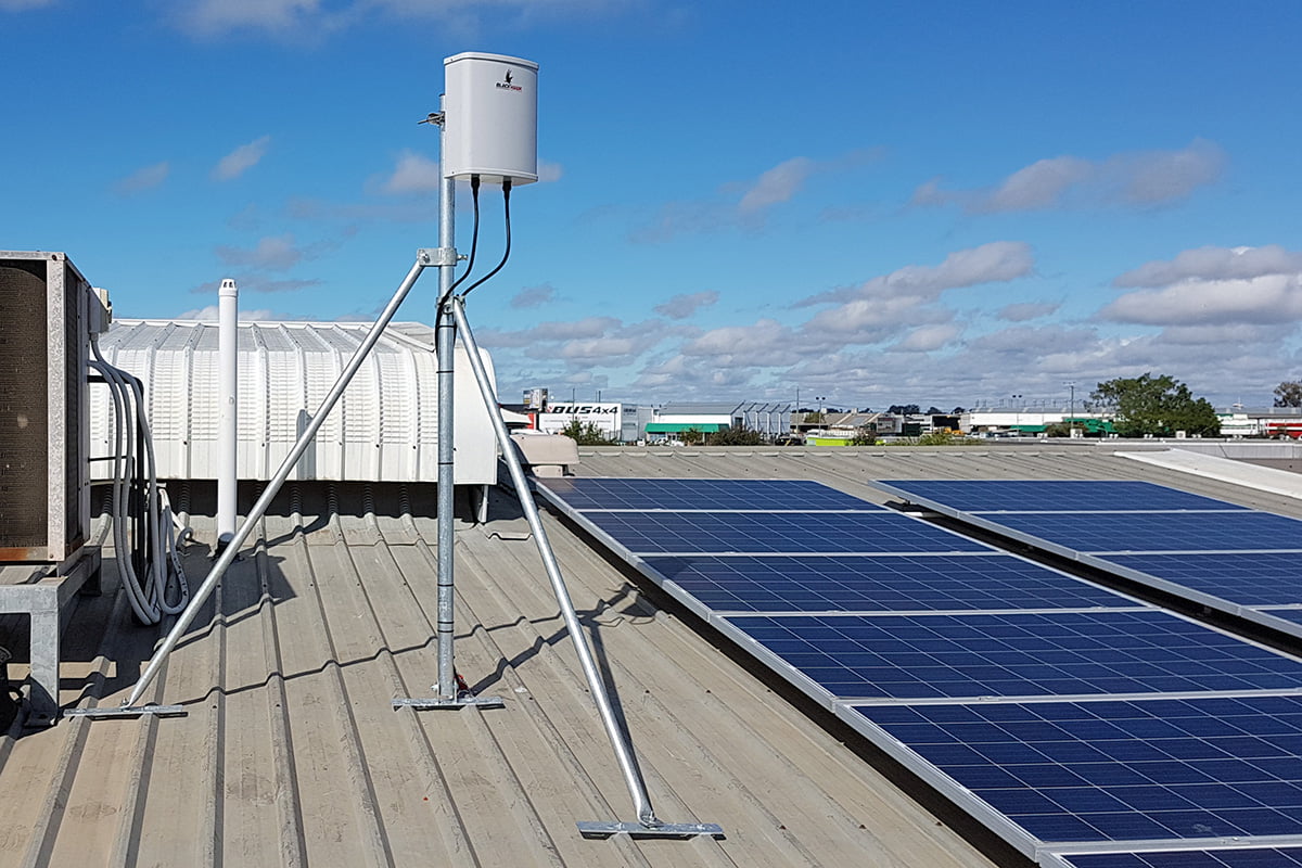 Blackhawk 4G MIMO Panel Antenna-05
